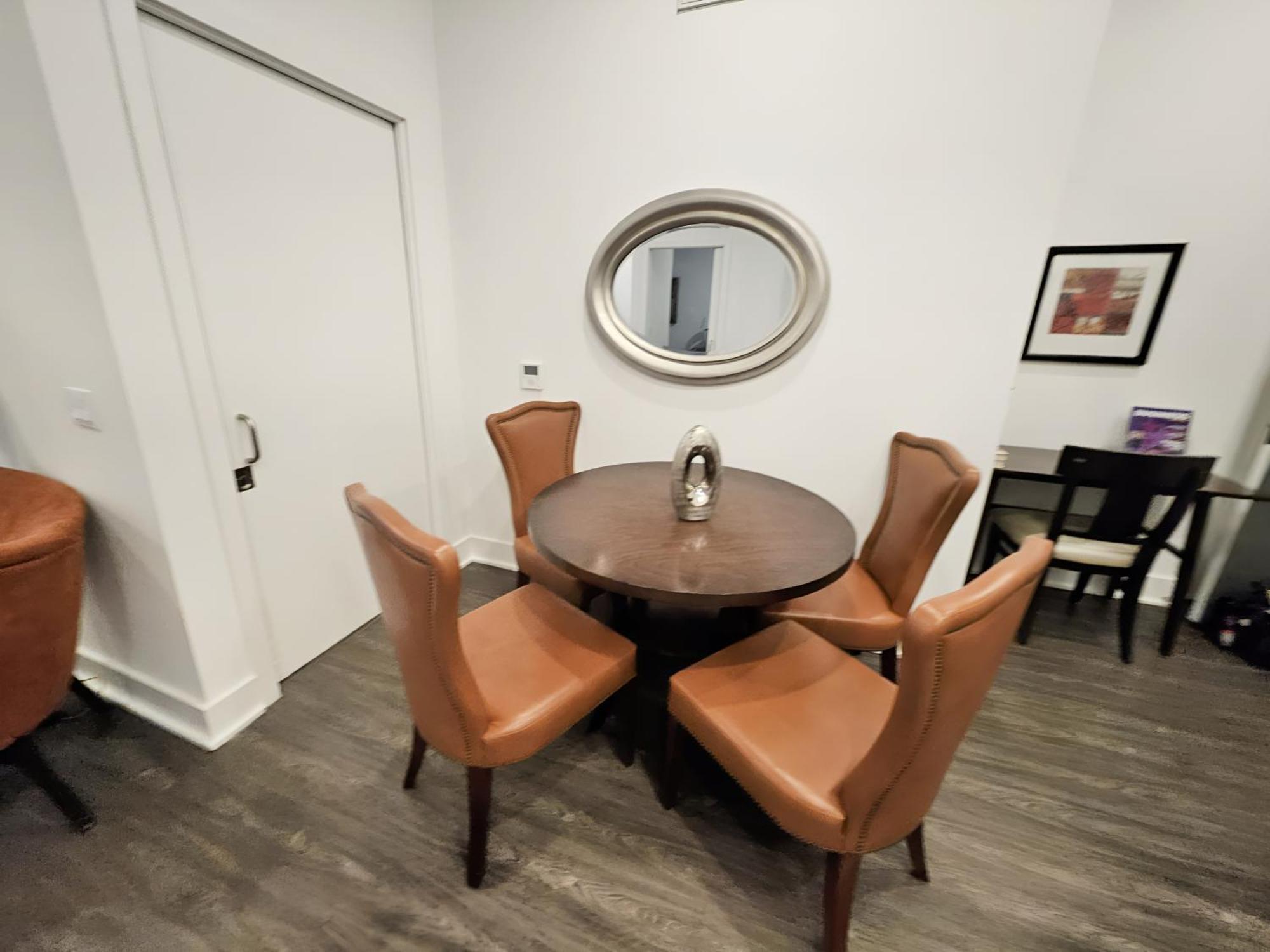 Appart hôtel Modern Venice - Walk To Marina & Boardwalk